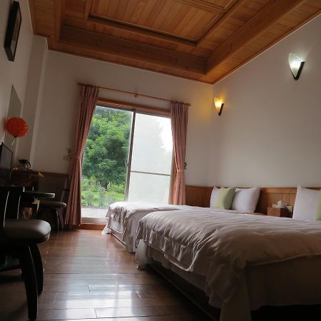 Seasons Inn Jiaoxi Bagian luar foto