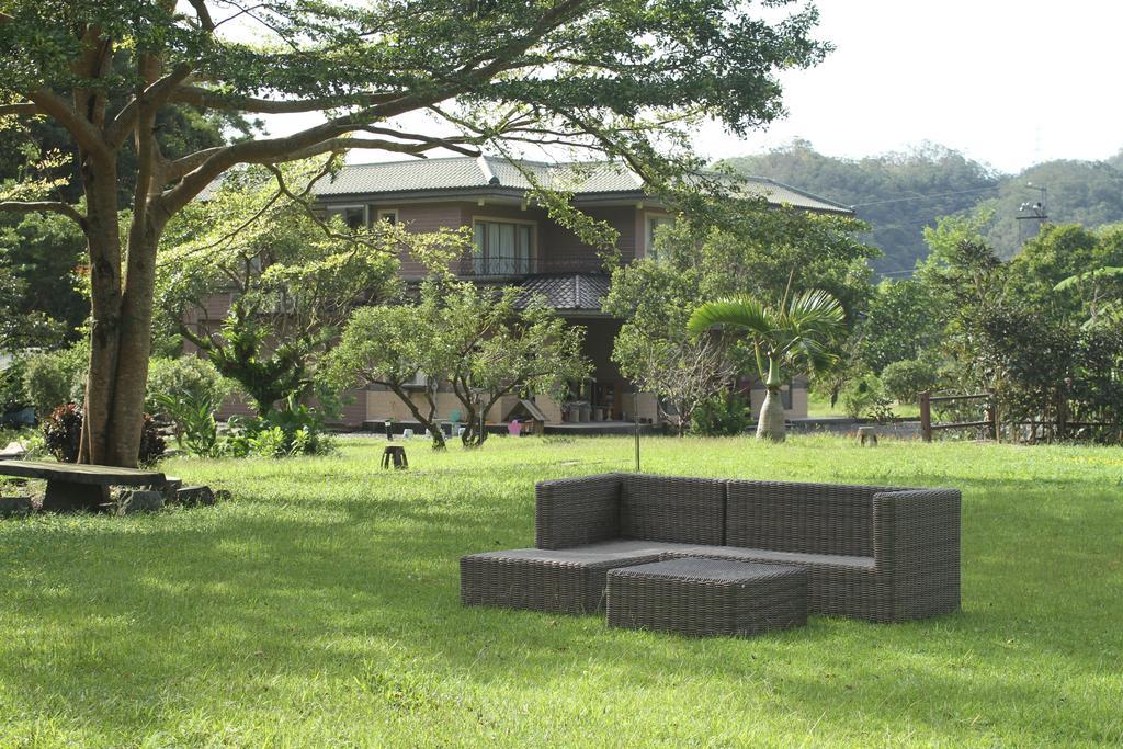 Seasons Inn Jiaoxi Bagian luar foto